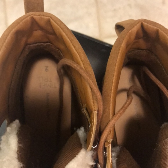 Sweater Lace Up Combat Lug Sole Boot - Picture 3 of 6